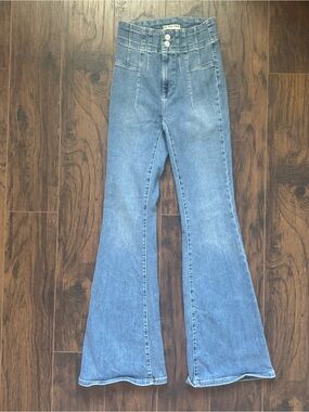 We The Free Size 26 Jayde Flare Jeans